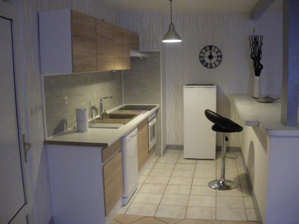 Apartamento Au Pied De La Roche Exterior foto