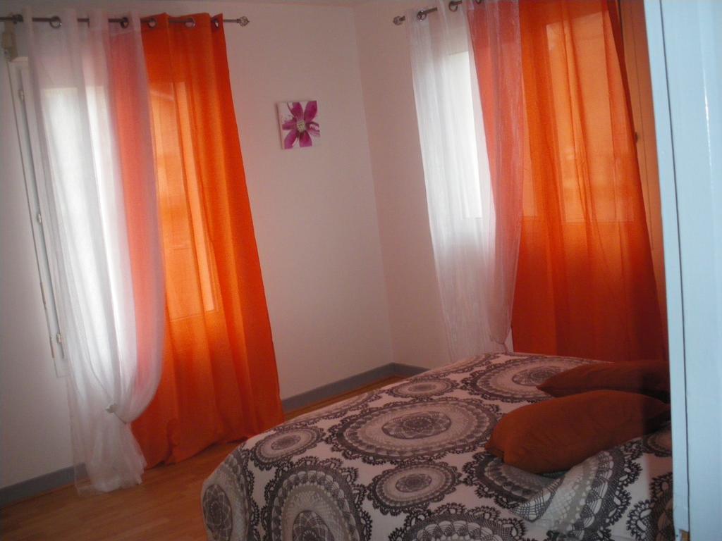 Apartamento Au Pied De La Roche Exterior foto