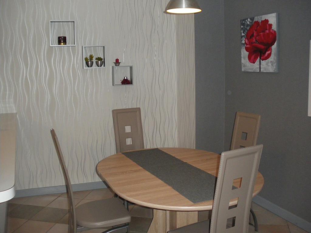 Apartamento Au Pied De La Roche Exterior foto
