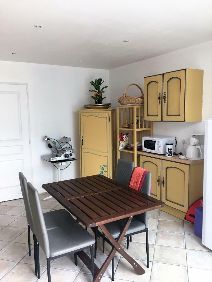 Apartamento Au Pied De La Roche Exterior foto