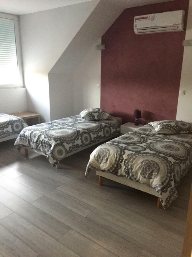 Apartamento Au Pied De La Roche Exterior foto