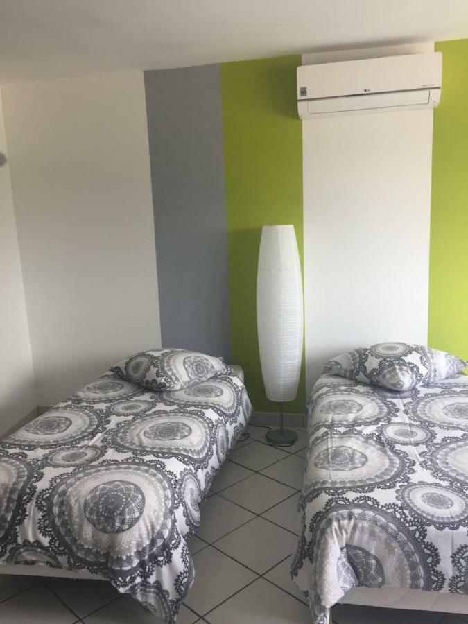 Apartamento Au Pied De La Roche Exterior foto